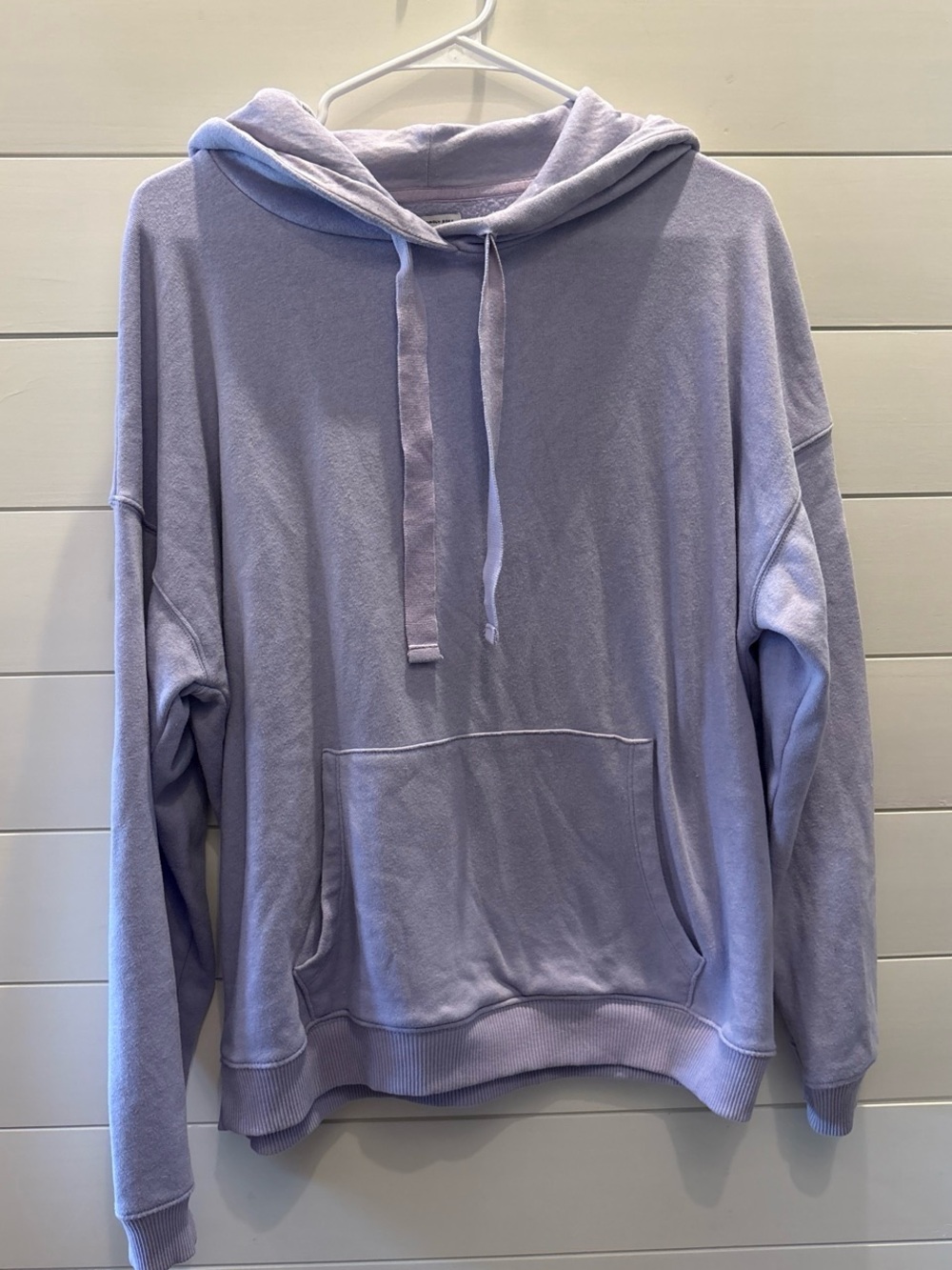 Soft Comfy American Eagle Outfitters Lavender Pullover Hoodie Sweater